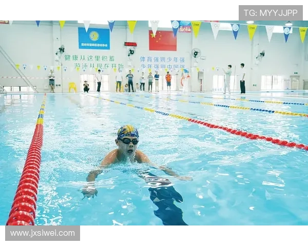 奇美拉游泳俱乐部青年队夏季首战大放异彩